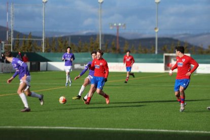 El equipo vence 1-0 a un rival de la parte alta
