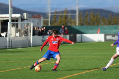 El equipo vence 1-0 a un rival de la parte alta