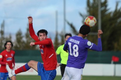 El equipo vence 1-0 a un rival de la parte alta