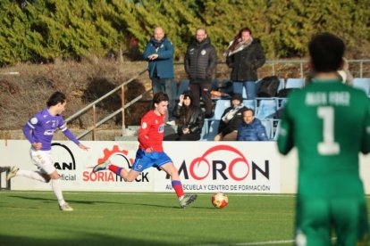 El equipo vence 1-0 a un rival de la parte alta