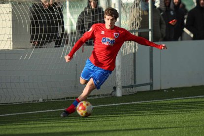 El equipo vence 1-0 a un rival de la parte alta