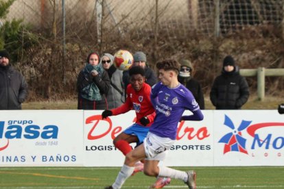 El equipo vence 1-0 a un rival de la parte alta