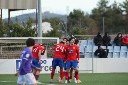 El equipo vence 1-0 a un rival de la parte alta