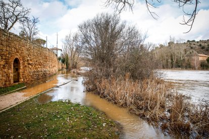 Zonas inundadas tras la fuerte crecida del río.