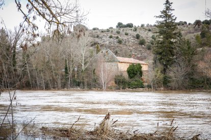 Zonas inundadas tras la fuerte crecida del río.