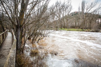 Zonas inundadas tras la fuerte crecida del río.
