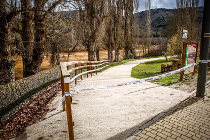 Zonas inundadas tras la fuerte crecida del río.