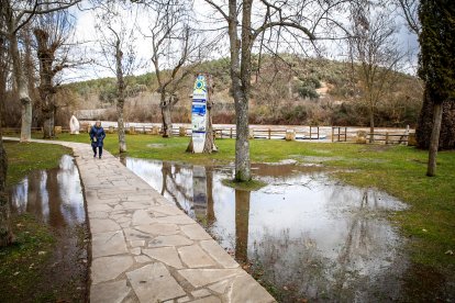 Zonas inundadas tras la fuerte crecida del río.