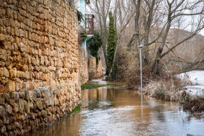 Zonas inundadas tras la fuerte crecida del río.