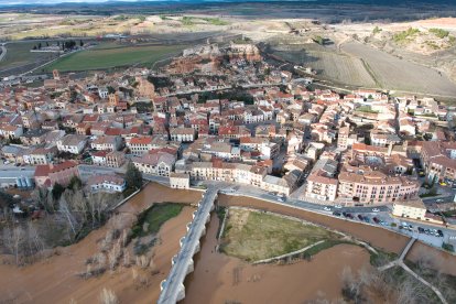 Imágenes aéreas de la crecida del Duero en Soria.