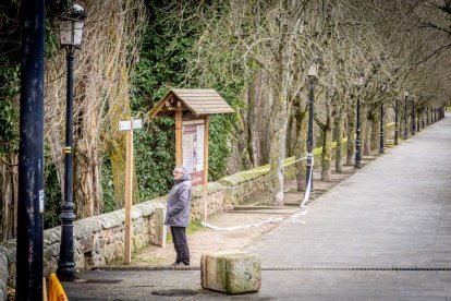 Las márgenes permanecen cortadas