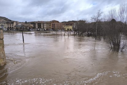 Desbordamiento del Duero en San Esteban de Gormaz.
