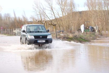 Infraestructuras inundadas en el municipio ribereño
