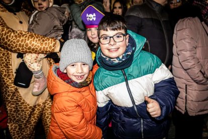 Un desfile de disfraces muy divertido y elegante