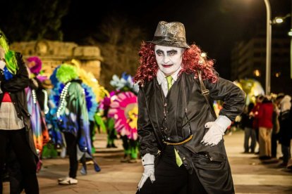 Un desfile de disfraces muy divertido y elegante