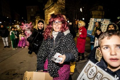 Un desfile de disfraces muy divertido y elegante