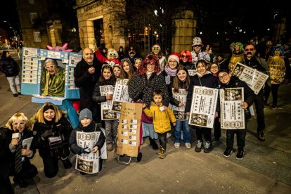 Un desfile de disfraces muy divertido y elegante