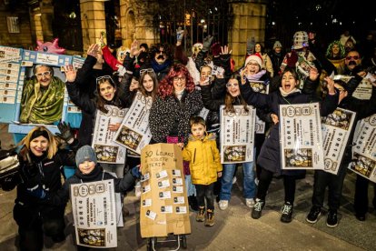 Un desfile de disfraces muy divertido y elegante