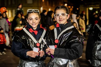 Un desfile de disfraces muy divertido y elegante
