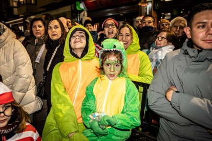 Un desfile de disfraces muy divertido y elegante