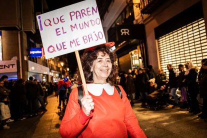 Un desfile de disfraces muy divertido y elegante