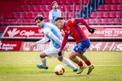 Una victoria del CD Numancia para coger aire y seguir luchando a por la fase de ascenso