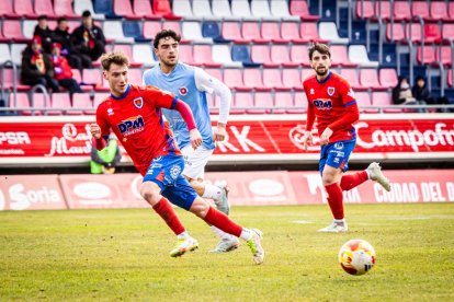 Una victoria del CD Numancia para coger aire y seguir luchando a por la fase de ascenso