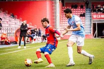 Una victoria del CD Numancia para coger aire y seguir luchando a por la fase de ascenso