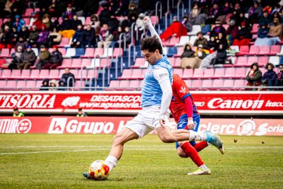 Una victoria del CD Numancia para coger aire y seguir luchando a por la fase de ascenso