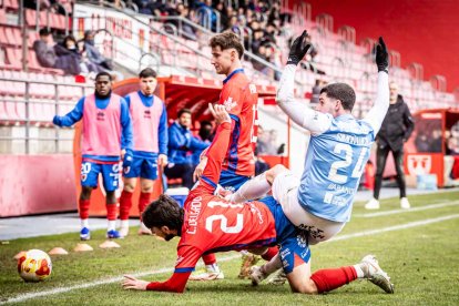 Una victoria del CD Numancia para coger aire y seguir luchando a por la fase de ascenso