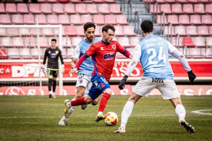 Una victoria del CD Numancia para coger aire y seguir luchando a por la fase de ascenso