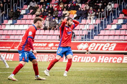 Una victoria del CD Numancia para coger aire y seguir luchando a por la fase de ascenso