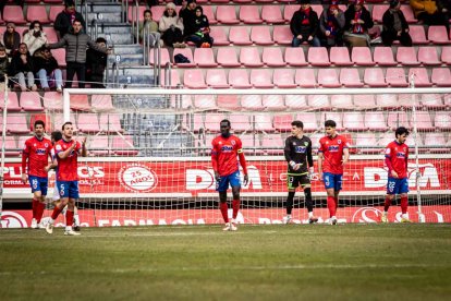 Una victoria del CD Numancia para coger aire y seguir luchando a por la fase de ascenso