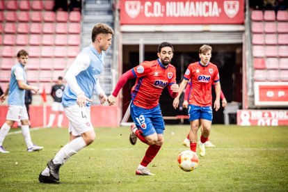 Una victoria del CD Numancia para coger aire y seguir luchando a por la fase de ascenso