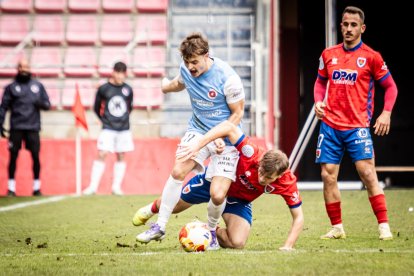 Una victoria del CD Numancia para coger aire y seguir luchando a por la fase de ascenso