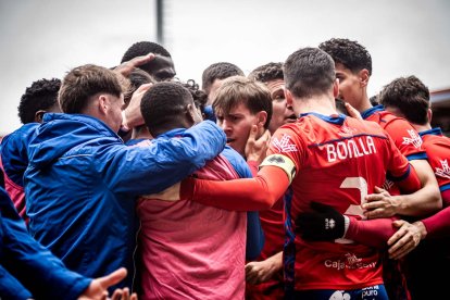 Una victoria del CD Numancia para coger aire y seguir luchando a por la fase de ascenso