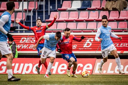 Una victoria del CD Numancia para coger aire y seguir luchando a por la fase de ascenso