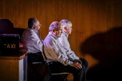 El grupo de teatro inclusivo de la ONCE sobre las tablas del Salón de actos del Campus