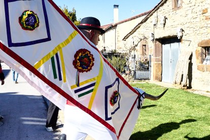 Los barroseros cumpliendo con la Fiesta de Interés Turístico