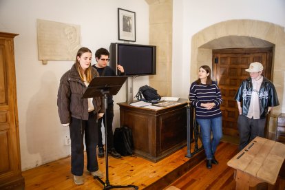 El IES Machado organizada una lectura ininterrumpida de la obra machadiana.