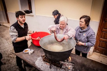 Los sampedranos quieren mantener vivo este rito