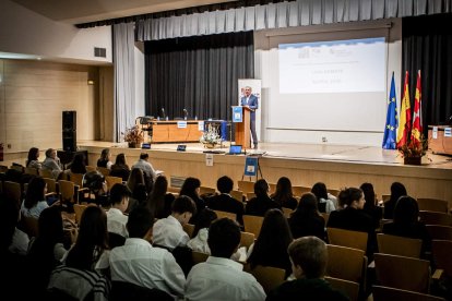 Los alumnos debatieron acerca de su propio futuro