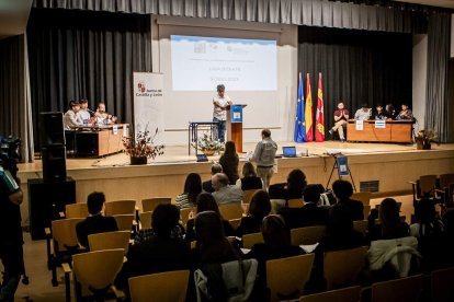 Los alumnos debatieron acerca de su propio futuro