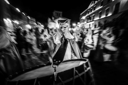 La muestra recoge instantáneas de cinco fotógrafos sorianos