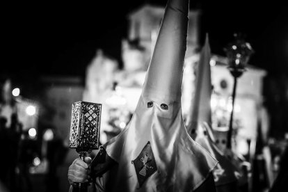 La muestra recoge instantáneas de cinco fotógrafos sorianos