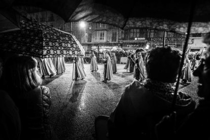 La muestra recoge instantáneas de cinco fotógrafos sorianos