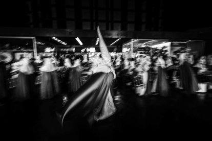 La muestra recoge instantáneas de cinco fotógrafos sorianos