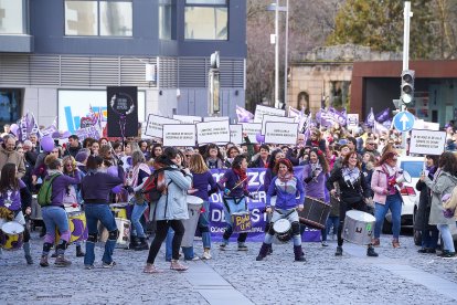 Soria se tiñe de morado por la igualdad en el 8M.