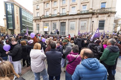 Soria se tiñe de morado por la igualdad en el 8M.