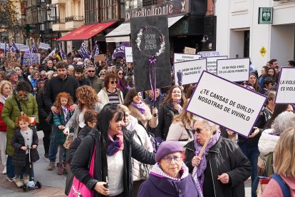 Soria se tiñe de morado por la igualdad en el 8M.